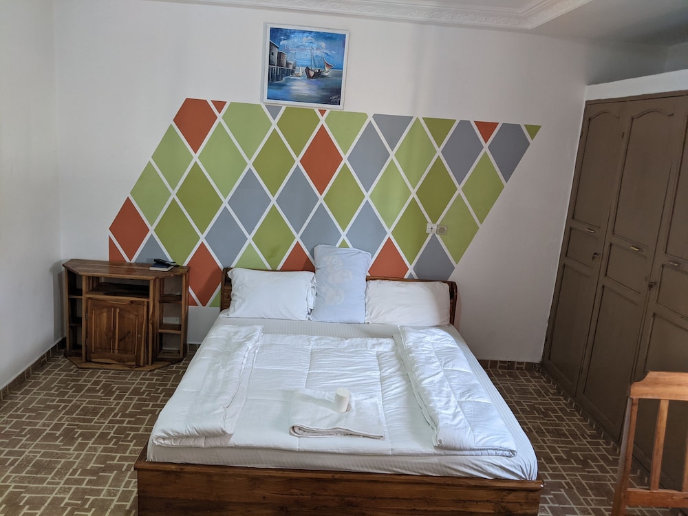 Luxury Triple Room, Refrigerator, City View photo 1