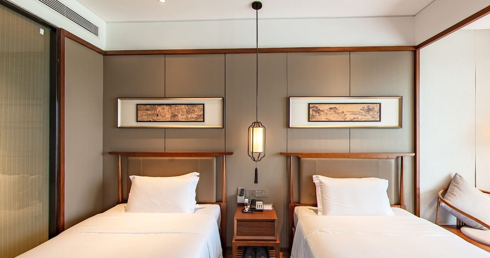 Deluxe Twin Room, Garden View - Photo 4
