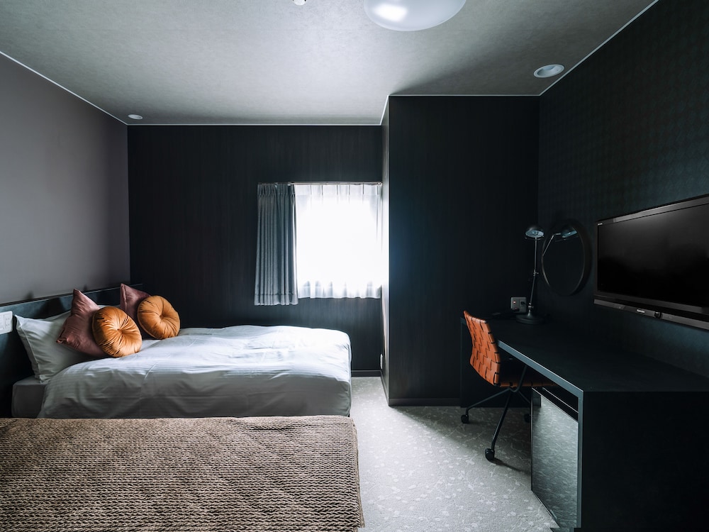 Basic Twin Room - Photo 6