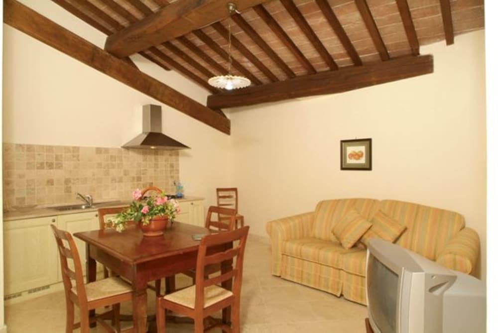 Suite photo 1