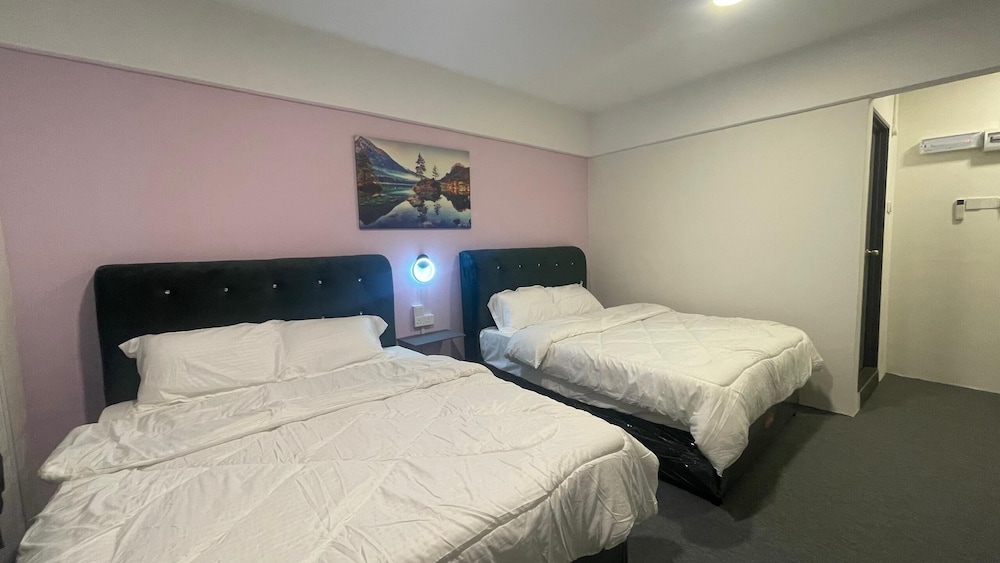 Family Twin Room