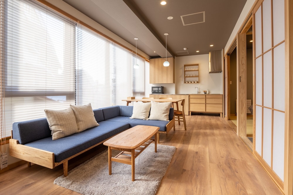 Premium Suite