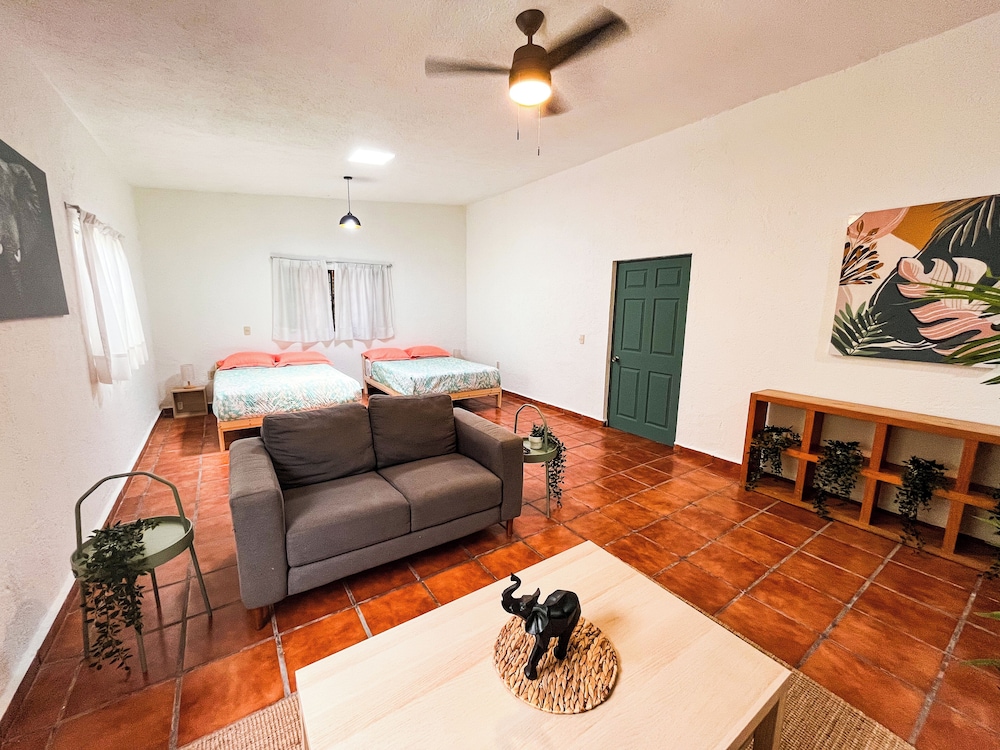 Comfort Duplex, Kitchen, Garden View photo 2