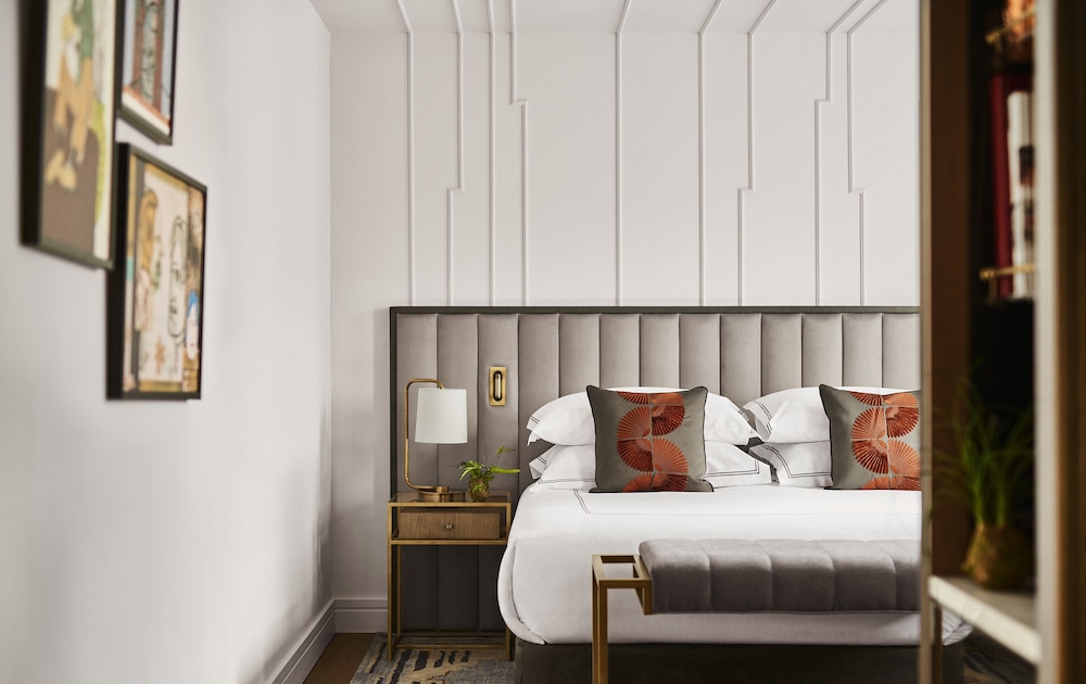 Grand Deluxe Room photo 1