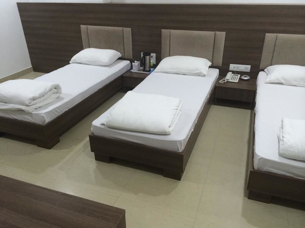 Deluxe Double Or Twin Room, Accessible, City View