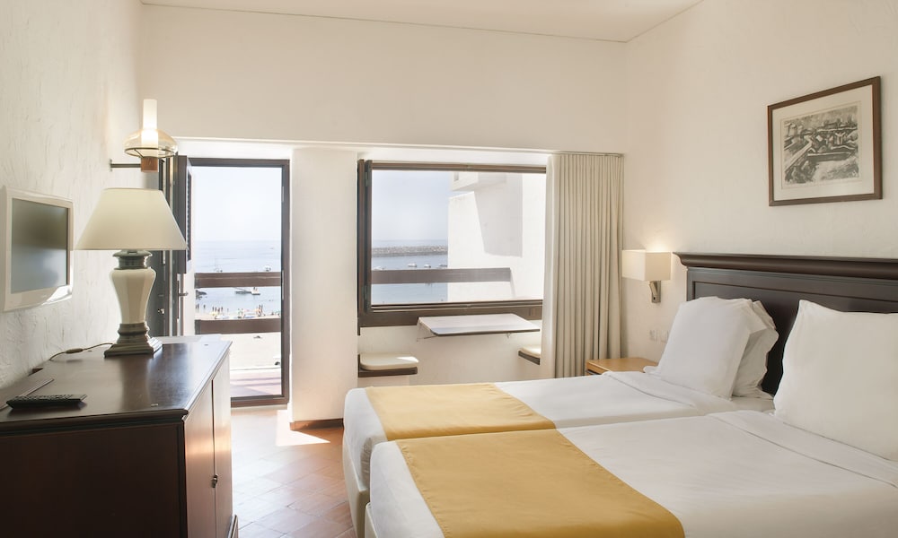 Standard Twin Room, Ocean View - Photo 2