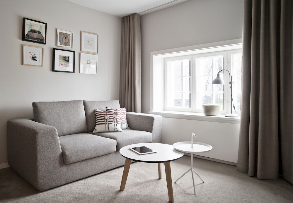 Comfort Suite photo 2