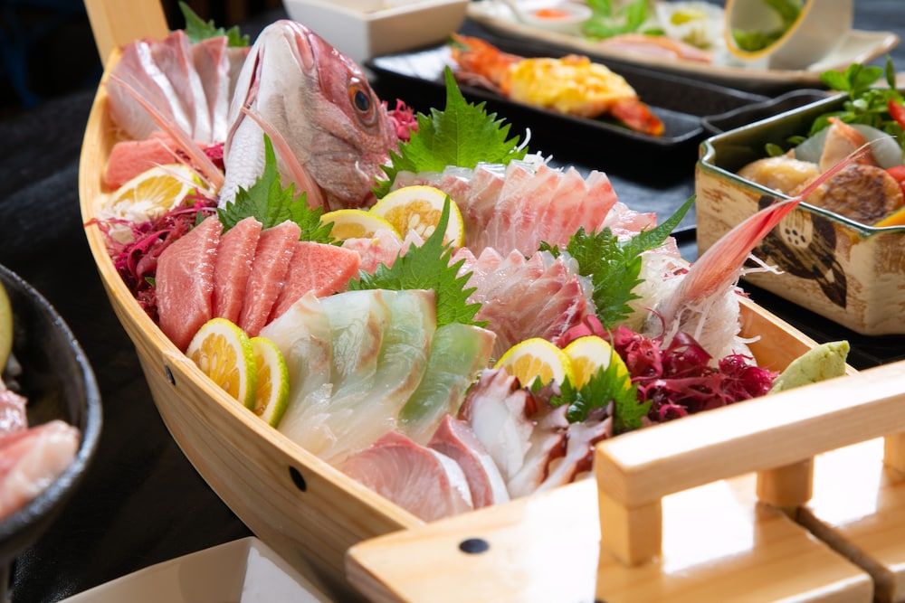 Standard Japanese Style Room with 6 Tatami- Funamori Style Sashimi/Bungo Beef Steak photo 3