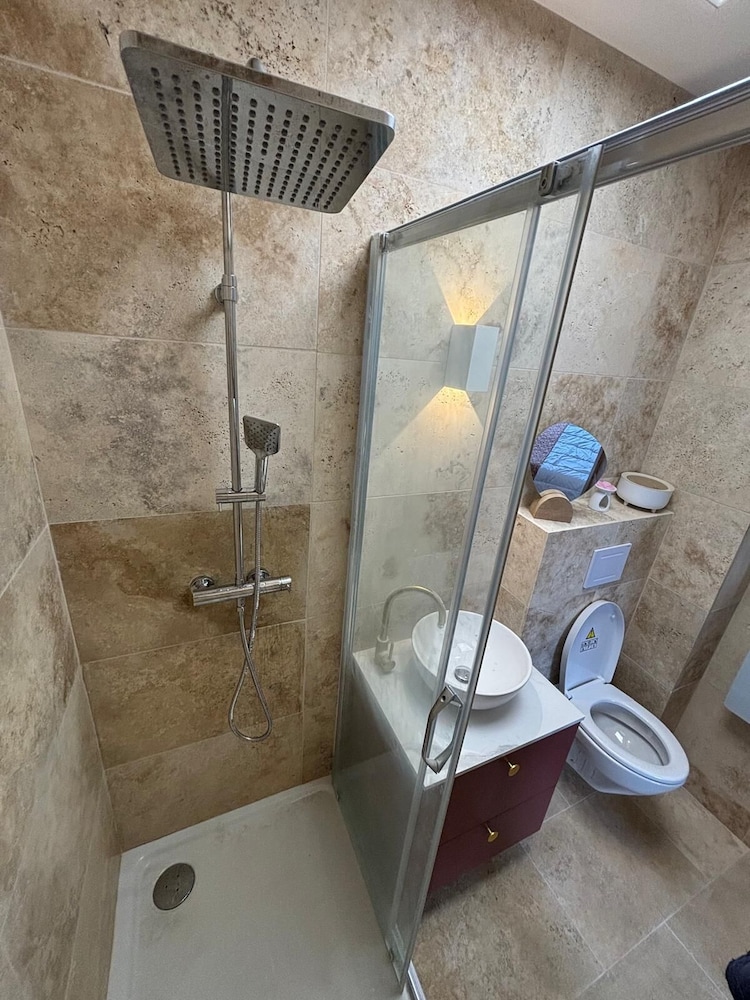Appartement 150m2 t4 5ieme etage photo 2