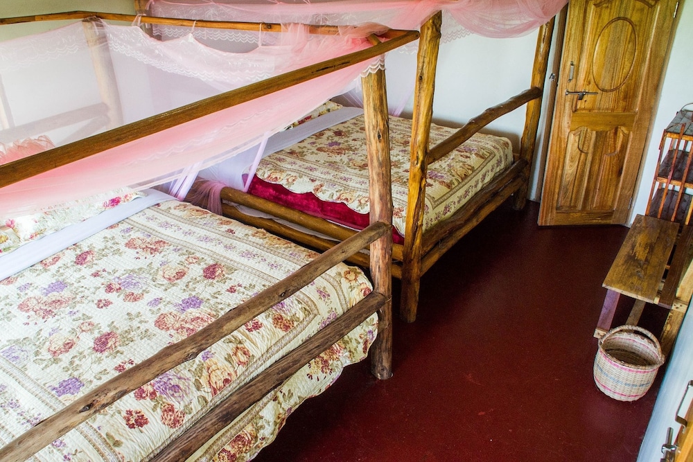 Standard Twin Room photo 1