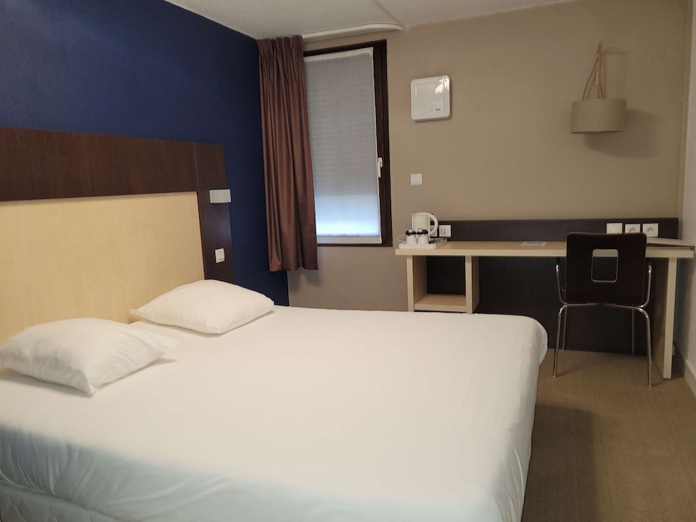 Standard Room, 1 Double Bed - Photo 1