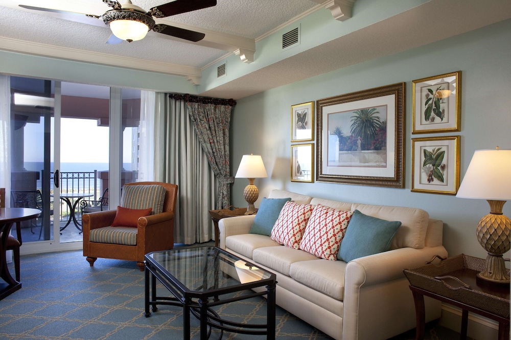 Premium Suite, 1 Bedroom, Resort View (Main Tower) - Photo 2