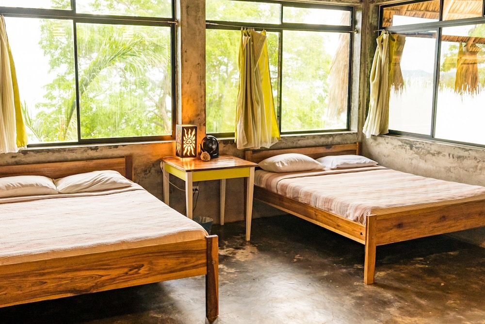 Deluxe Double Room, 2 Queen Beds, Pool View, Poolside photo 1
