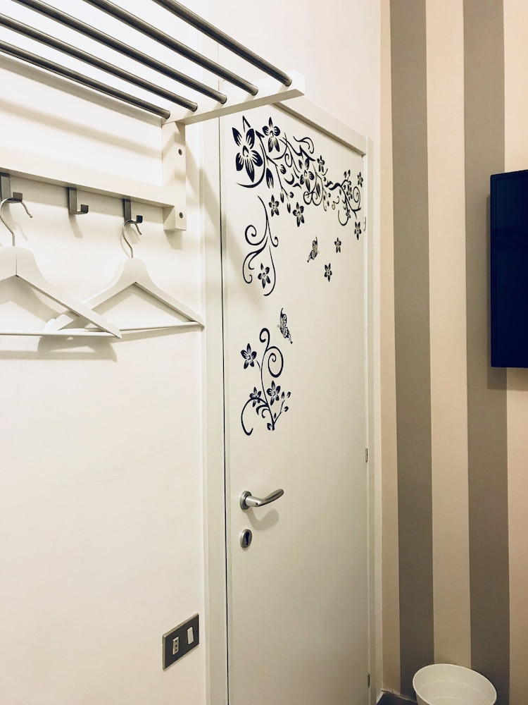 Economy Room, 1 Twin Bed, Private Bathroom