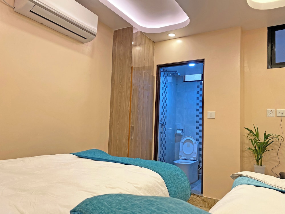 Deluxe Triple Room - Photo 10
