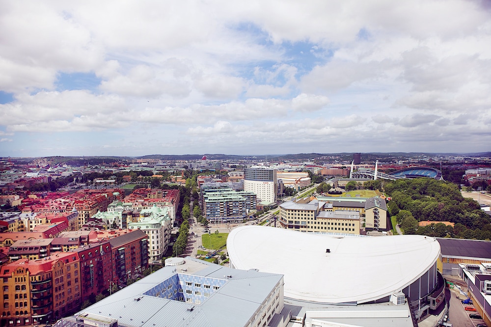 Gothia Towers Sky View - Photo 8