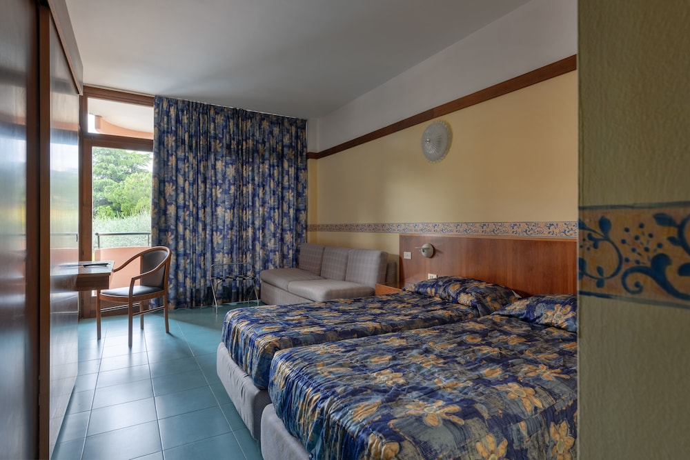 Triple Room - Photo 3