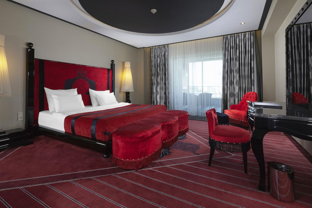 Luxury Double or Twin Room, Partial Sea View