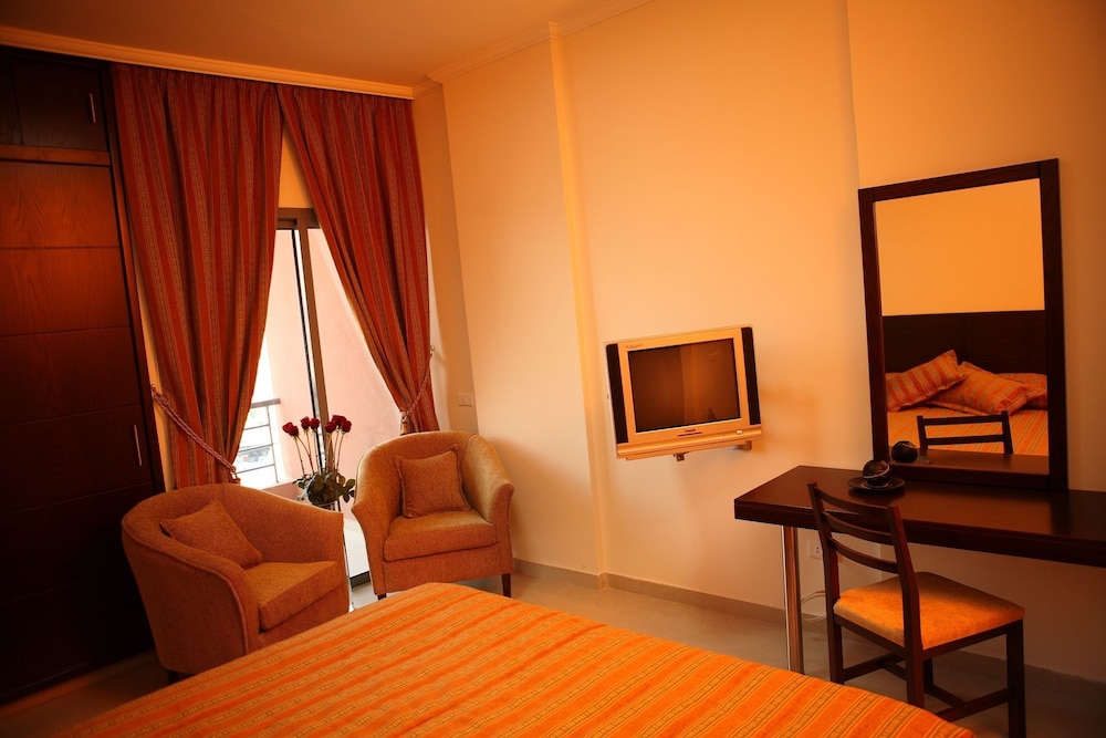 Suite photo 1