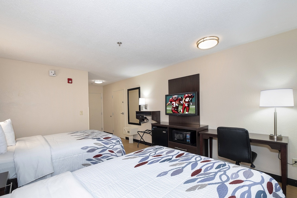 Suite, 2 Queen Beds, Non Smoking - Photo 3