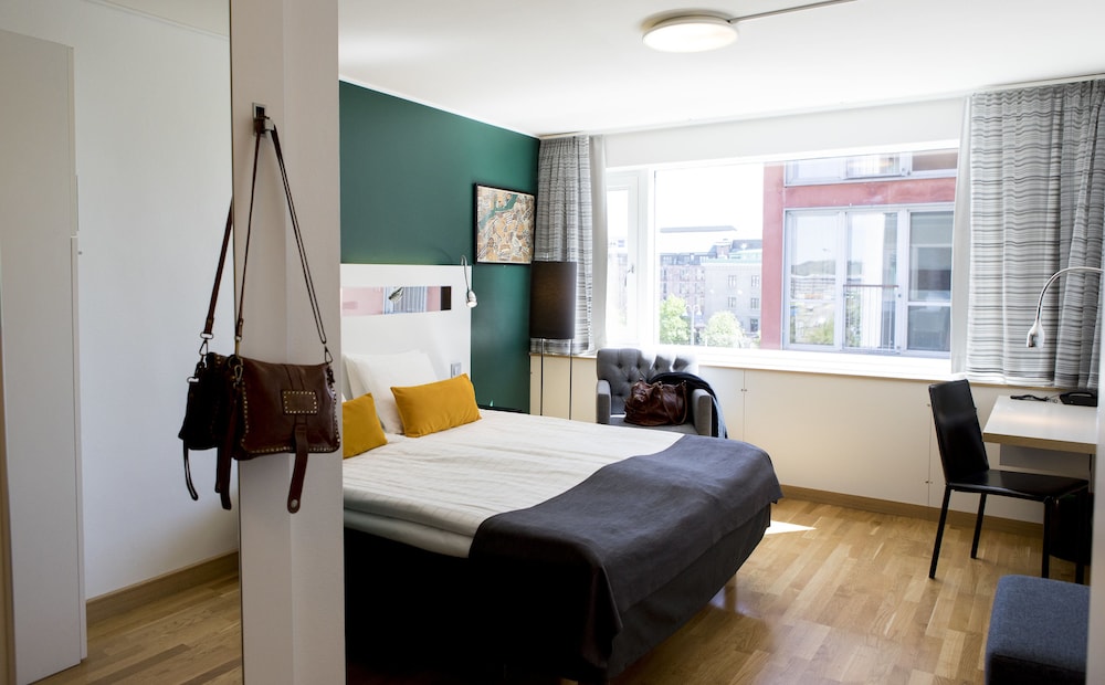 Standard Double Room - Photo 5