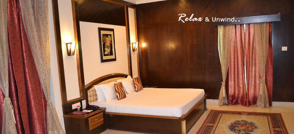 Executive Room - Photo 4
