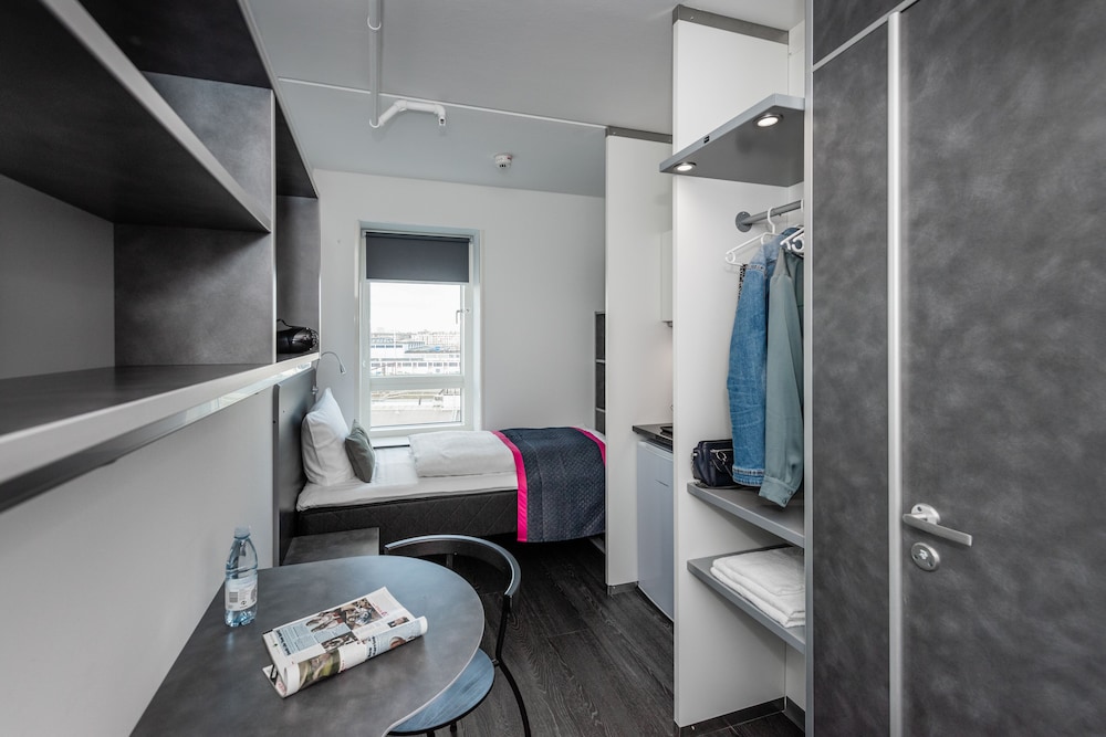 Studio, 1 Twin Bed, Kitchenette