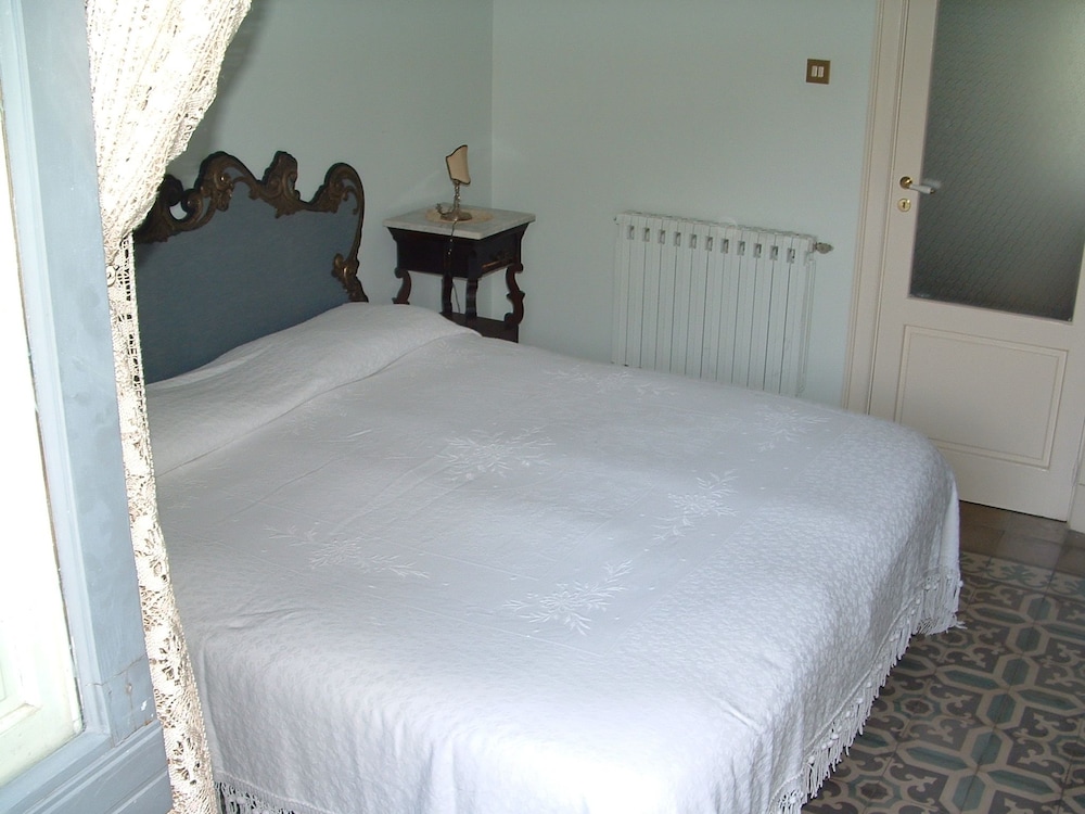 Double Room Single Use photo 2