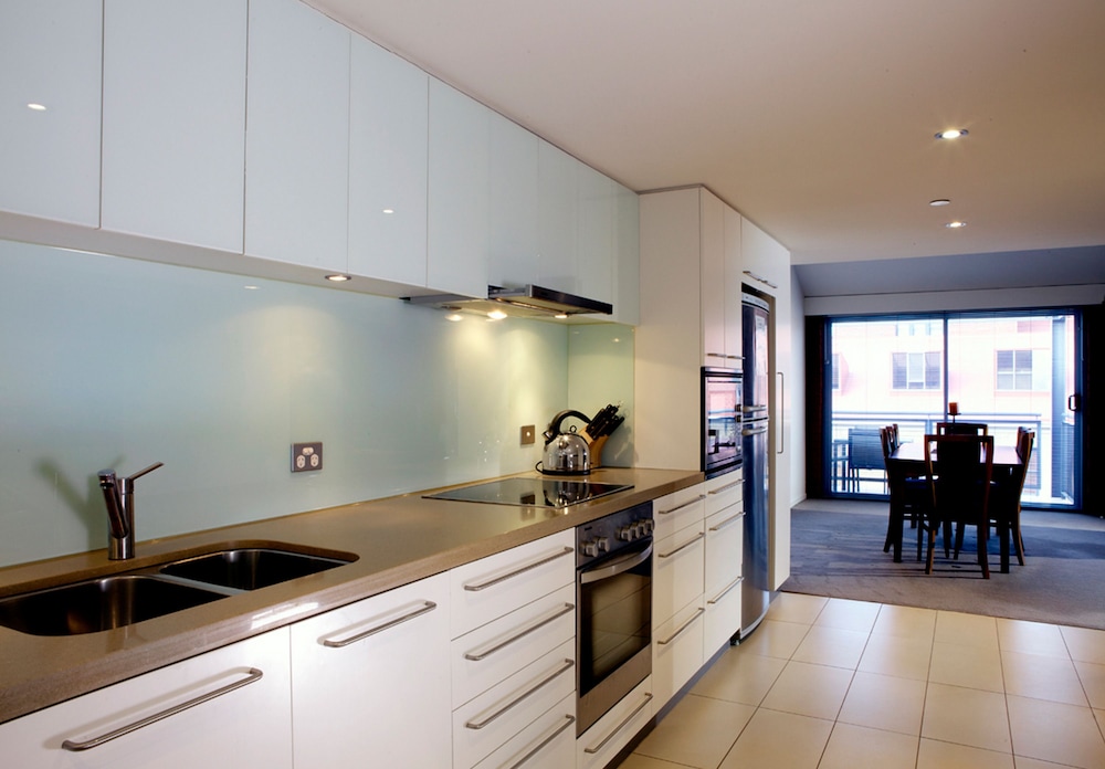 One Bedroom Apartment - IXL Apartment photo 3