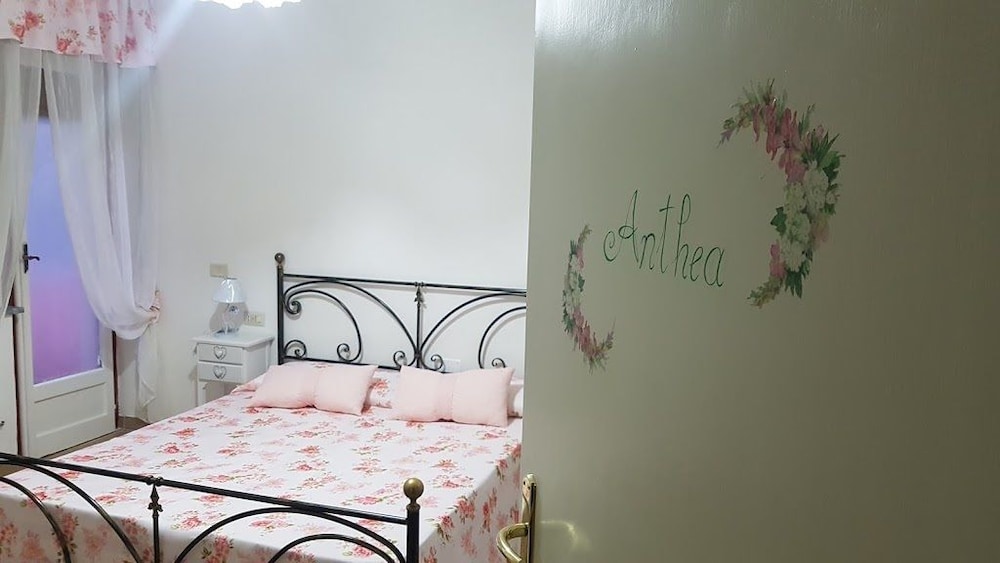 Double Room (Anthea) photo 1
