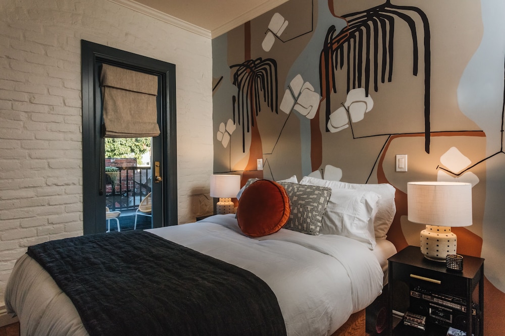 Design Double Room