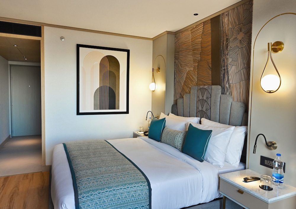 Suite - Photo 5