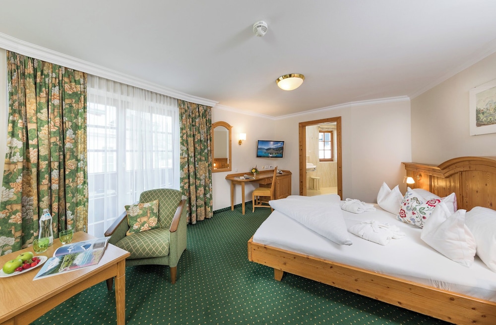 Superior Double Room, Balcony photo 1