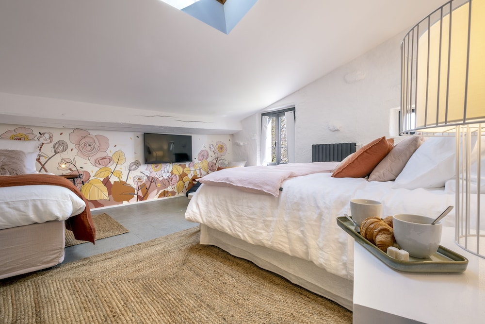 Classic Triple Room, Multiple Beds, Non Smoking photo 2