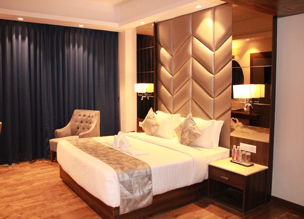 Premier Room, 1 Double Bed - Photo 5
