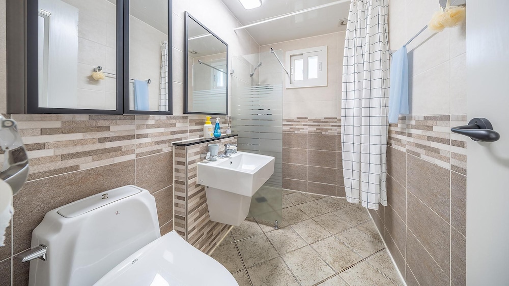 Basic Room, 2 Bedrooms (2hodong(dokchea/Pet-friendly)) - Photo 10