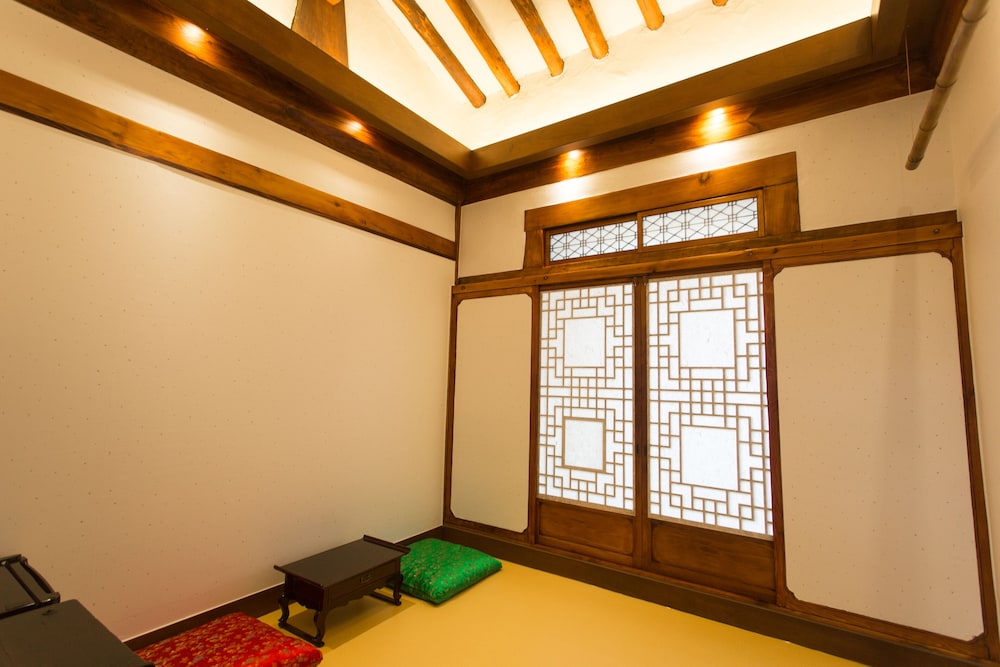Traditional Room (Araetbang) photo 1