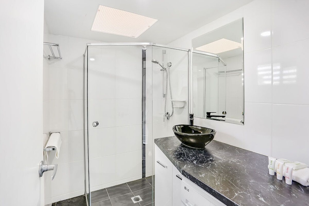 Three Bedroom Townhouse Superior - Photo 2