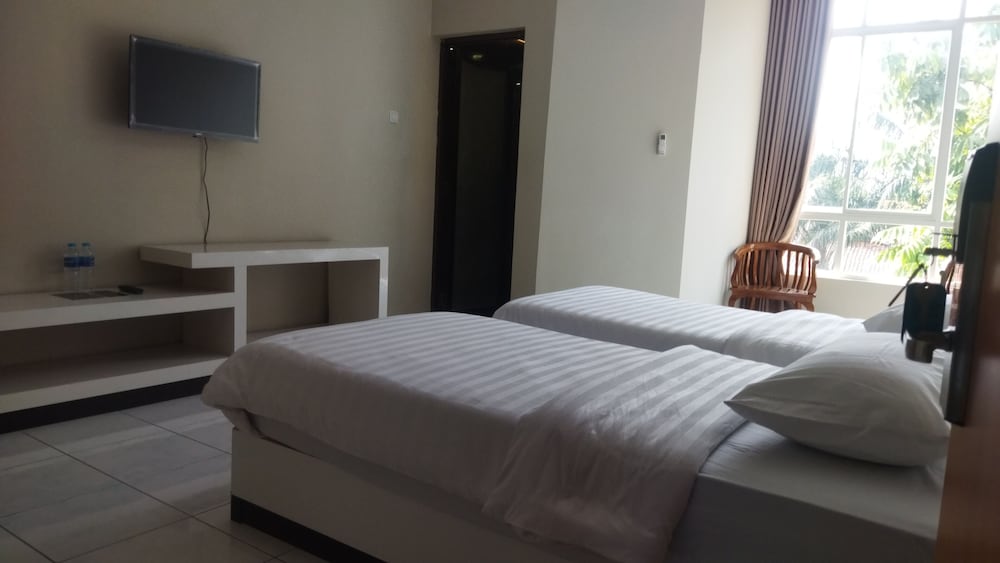 Deluxe Twin Room - Photo 4