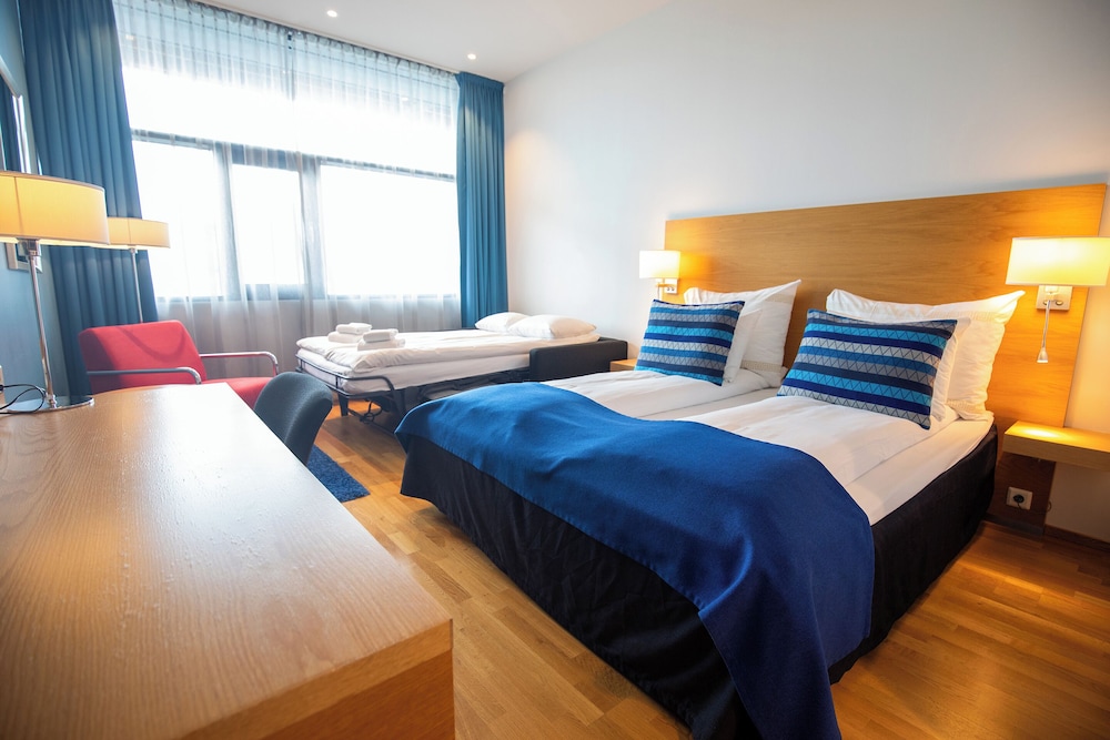 Family Room, 1 Double Bed with Sofa bed, Non Smoking - Photo 1