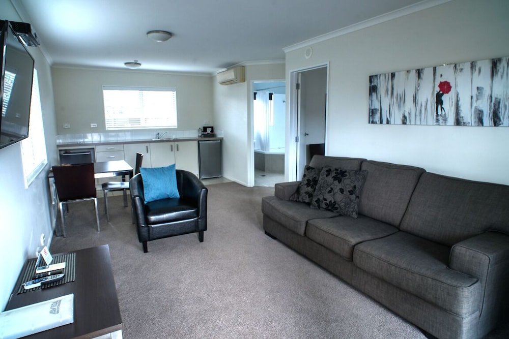 Executive Suite, 1 Bedroom, Non Smoking, Kitchenette (Spa Apartment) photo 1