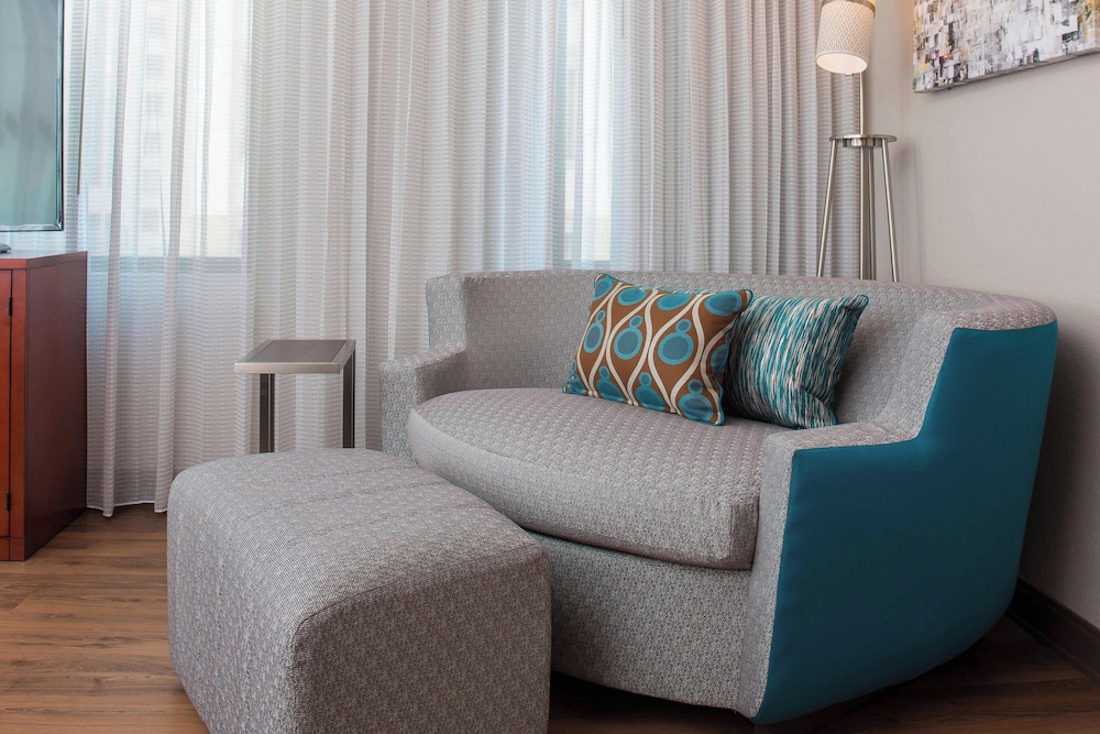 Room, 1 Queen Bed (View) - Photo 3