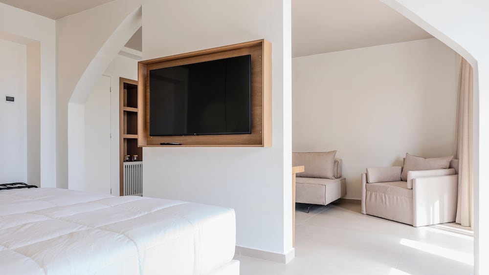 Premium One bedroom Suite with sea view - Photo 13
