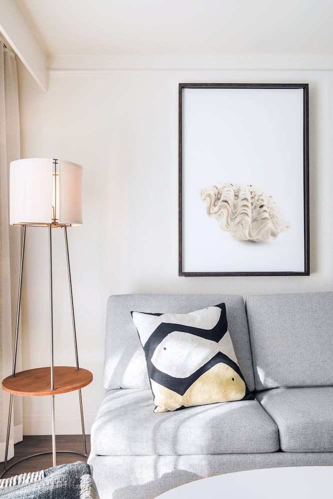 Room, 1 King Bed, Accessible (waterfront)