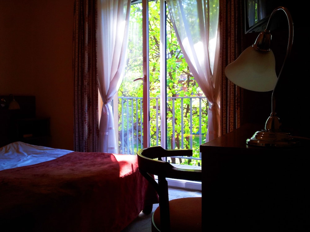 Standard Double Room - Photo 3