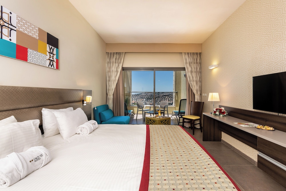 Deluxe Room, Balcony photo 1