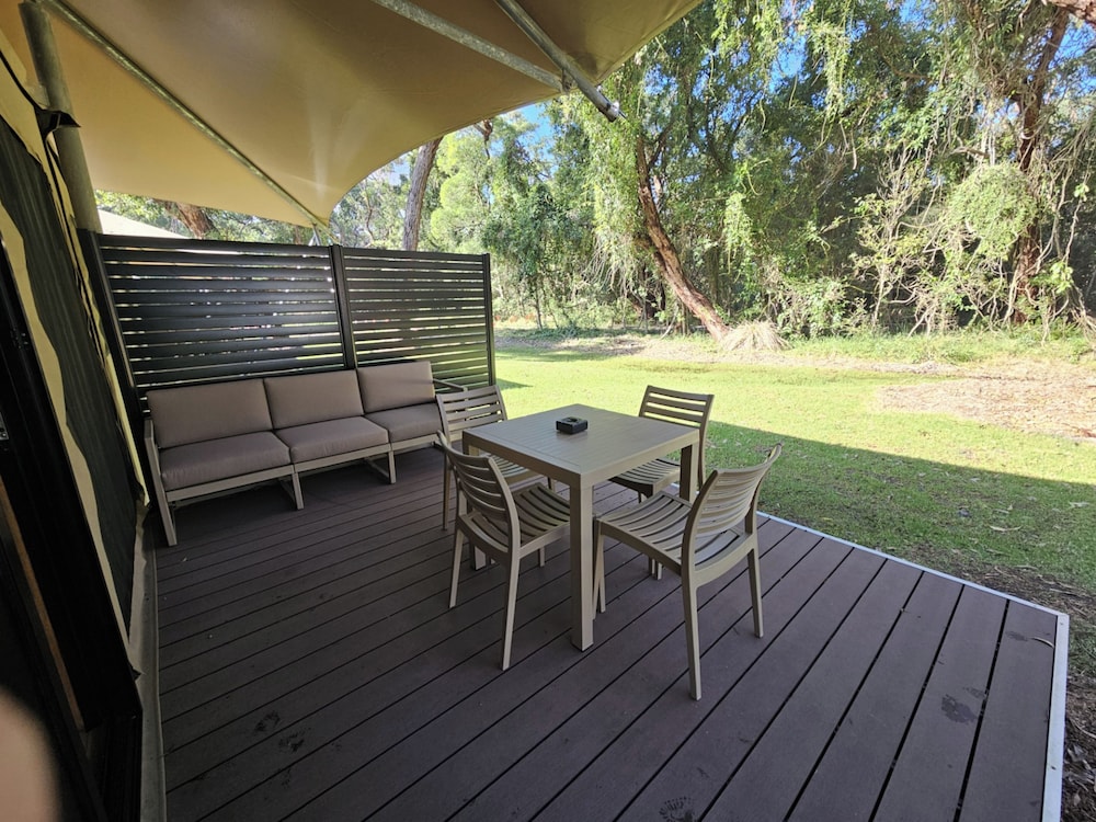 Deluxe Safari Tent - Sleeps 4 - Photo 6