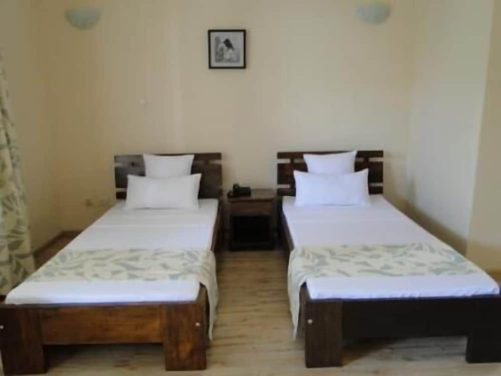 Comfort Twin Room, 2 Twin Beds, Non Smoking, Garden View photo 3
