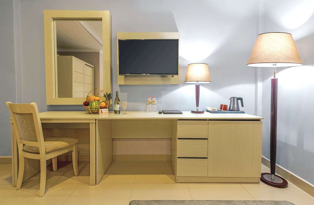 Deluxe Triple Room photo 2
