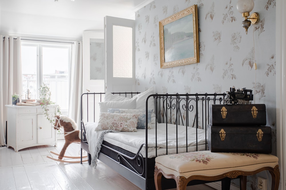Family Twin Room, Multiple Beds - Photo 4